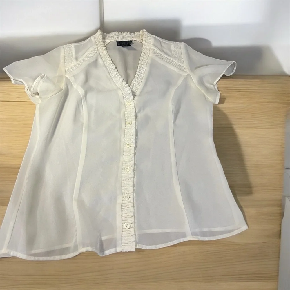 Women's Cream and White Blouse – Size M